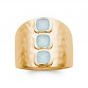 Bague large en plaqué or martelée et trois pierres en agate bleue