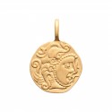Pendentif en plaqué or médaille visage style antique et artisanal