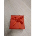 Ecrin pour bague boucles d'oreilles cartonné rouge avec petit noeud